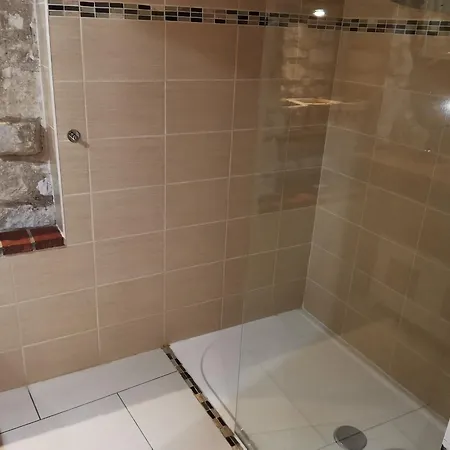 Maison En Pierres Avec Jardin, 7 Km Des Plages, 6 Pers, 3 - - Fr-1-357-253 *