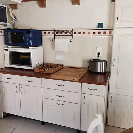 Hébergement de vacances Maison En Pierres Avec Jardin, 7 Km Des Plages, 6 Pers, 3 - - Fr-1-357-253 Le Bernard