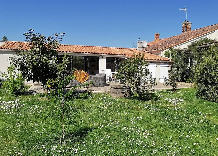 בית נופש Maison En Pierres Avec Jardin, 7 Km Des Plages, 6 Pers, 3 - - Fr-1-194-393 *