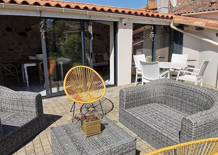 Maison En Pierres Avec Jardin, 7 Km Des Plages, 6 Pers, 3 - - Fr-1-194-393 Le Bernard