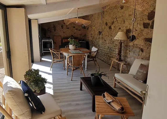 Maison En Pierres Avec Jardin, 7 Km Des Plages, 6 Pers, 3 - - Fr-1-194-393 בית נופש Le Bernard